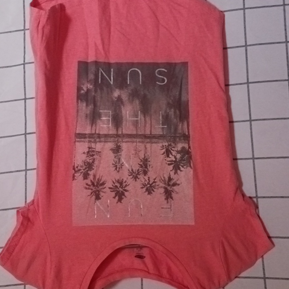 Old navy t-shirt girls 10/12